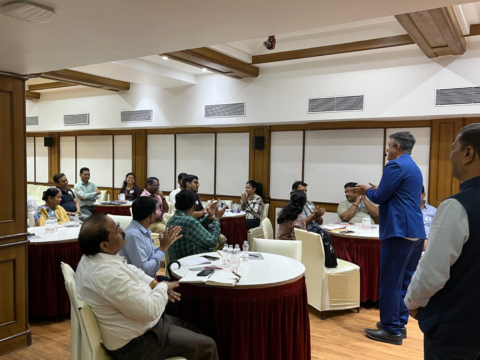A room full of new wealth-builders in the making